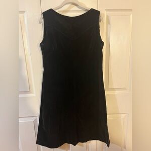 B. Altman & Co.Fifth Avenue New York Vintage 1960’s Black Velvet Women’s Dress L